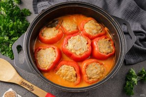 Фаршированный перец с мясом и рисом